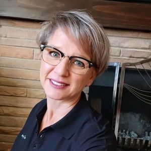 Meet your Posher, Carol